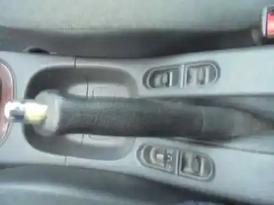 Sloopvoertuig mg serie 45 (t/rt) classic van het jaar 2004 aangedreven 16k4f