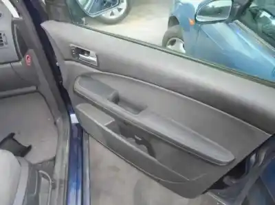 Здавання транспортного засобу ford focus c-max (cap) ambiente (d) року 2004 потужний g8da
