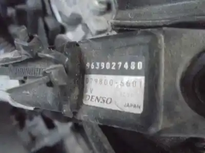 Здавання транспортного засобу ford focus c-max (cap) ambiente (d) року 2004 потужний g8da