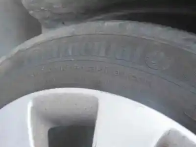 Véhicule à la ferraille opel corsa d ´´111 years´´ de l'année 2012 alimenté a12xer