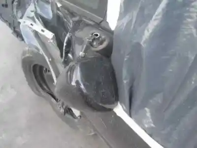 Véhicule à la ferraille opel corsa d ´´111 years´´ de l'année 2012 alimenté a12xer
