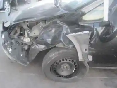 Véhicule à la ferraille opel corsa d ´´111 years´´ de l'année 2012 alimenté a12xer