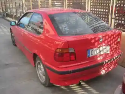 Vehicul casat bmw serie 3 compacto (e36) 316i al anului 2000 alimentat 194e1