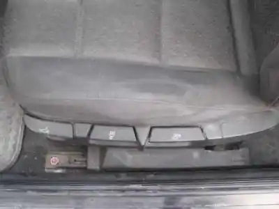 Vehicul casat bmw serie 3 compacto (e36) 316i al anului 2000 alimentat 194e1