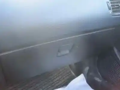 Здавання транспортного засобу nissan primera berl./familiar (p10/w10) spring berlina року 1991 потужний sr20d