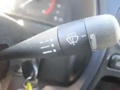 Здавання транспортного засобу nissan primera berl./familiar (p10/w10) spring berlina року 1991 потужний sr20d