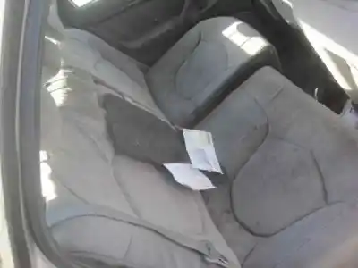 Здавання транспортного засобу citroen c5 berlina 2.0 16v cat (rfn / ew10j4) року 2002 потужний rfn