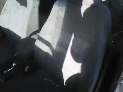 Véhicule à la ferraille opel vectra c berlina club de l'année 2003 alimenté z18xe