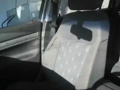 Véhicule à la ferraille opel vectra c berlina club de l'année 2003 alimenté z18xe
