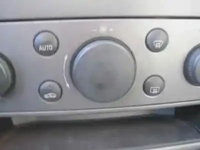 Véhicule à la ferraille opel vectra c berlina club de l'année 2003 alimenté z18xe