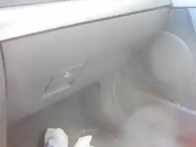 Véhicule à la ferraille opel vectra c berlina club de l'année 2003 alimenté z18xe