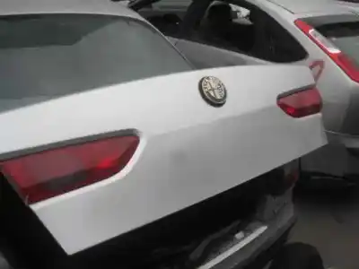 Veicolo di demolizione alfa romeo 156 (116) 1.6 16v cat dell'anno 2001 alimentato ar67601