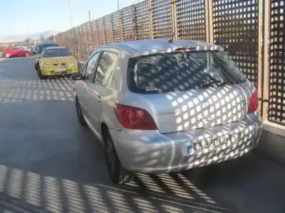 Sloopvoertuig peugeot 307 (s1) * van het jaar 2002 aangedreven rhy