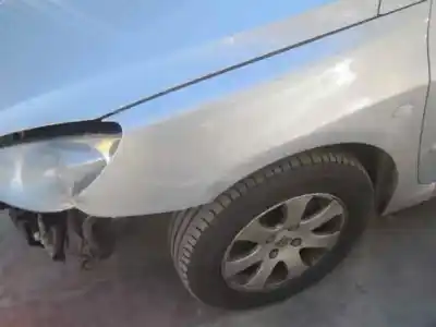 Sloopvoertuig peugeot 307 (s1) * van het jaar 2002 aangedreven rhy