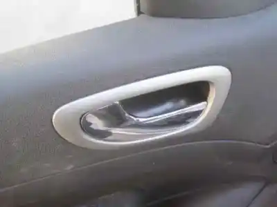 Sloopvoertuig peugeot 307 (s1) * van het jaar 2002 aangedreven rhy