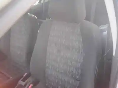 Sloopvoertuig peugeot 307 (s1) * van het jaar 2002 aangedreven rhy