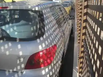 Sloopvoertuig peugeot 307 (s1) * van het jaar 2002 aangedreven rhy
