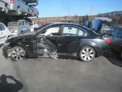 Здавання транспортного засобу bmw serie 5 berlina (e60) 530d року 2004 потужний 306d2
