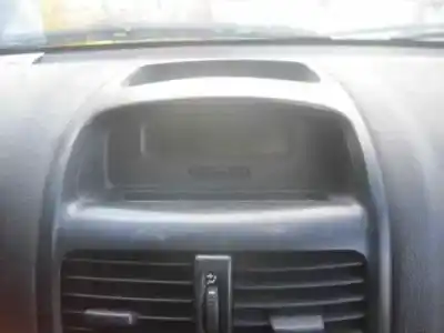 Здавання транспортного засобу renault clio ii fase ii (b/cb0) authentique року 2003 потужний k9k a7