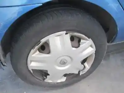 Здавання транспортного засобу renault clio ii fase ii (b/cb0) authentique року 2003 потужний k9k a7