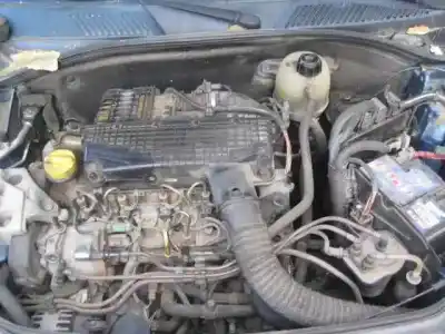Здавання транспортного засобу renault clio ii fase ii (b/cb0) authentique року 2003 потужний k9k a7