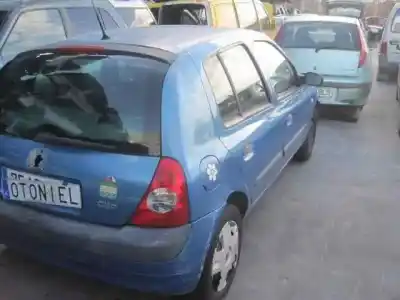 Здавання транспортного засобу renault clio ii fase ii (b/cb0) authentique року 2003 потужний k9k a7