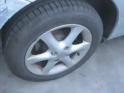 Veículo de Sucata toyota corolla (e12) 1.6 16v do ano 2002 alimentado 3zz-fe