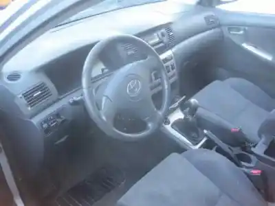Veículo de Sucata toyota corolla (e12) 1.6 16v do ano 2002 alimentado 3zz-fe