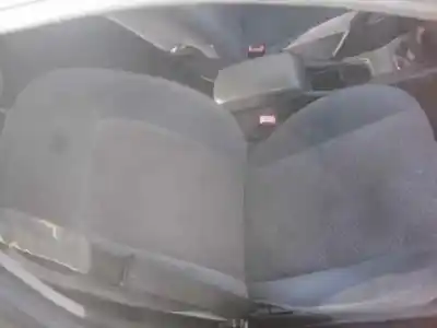 Veículo de Sucata toyota                                             avensis berlina (t25)                                                                                                                                                                                                                                      1.8 sol sedán                                                                                                                                                                                                                                              do ano 2002 alimentado 1zzfe