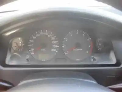Veículo de Sucata toyota                                             avensis berlina (t25)                                                                                                                                                                                                                                      1.8 sol sedán                                                                                                                                                                                                                                              do ano 2002 alimentado 1zzfe
