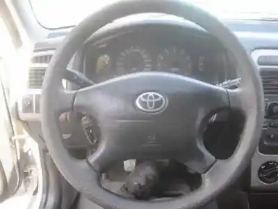 Veículo de Sucata toyota                                             avensis berlina (t25)                                                                                                                                                                                                                                      1.8 sol sedán                                                                                                                                                                                                                                              do ano 2002 alimentado 1zzfe