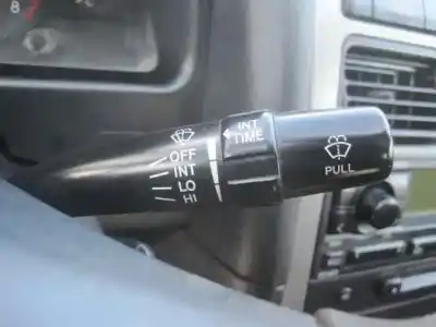 Veículo de Sucata toyota                                             avensis berlina (t25)                                                                                                                                                                                                                                      1.8 sol sedán                                                                                                                                                                                                                                              do ano 2002 alimentado 1zzfe