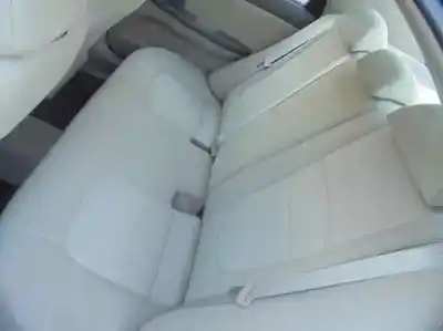Veículo de Sucata kia cerato 2.0 lx crdi familiar do ano 2005 alimentado d4ea