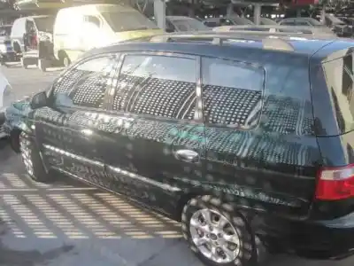 Véhicule à la ferraille kia carens 2.0 crdi ex monovolumen de l'année 2004 alimenté d4ea