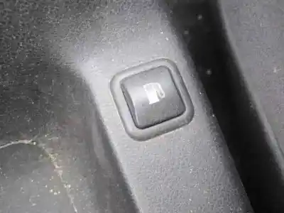 Здавання транспортного засобу seat toledo (1m2) select року 2002 потужний asv