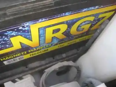 Veículo de Sucata mitsubishi santamo (hyundai) santamo confort do ano 2001 alimentado g4cp