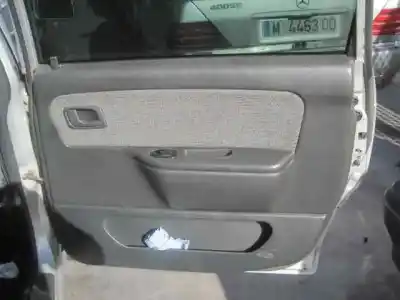 Veículo de Sucata mitsubishi santamo (hyundai) santamo confort do ano 2001 alimentado g4cp