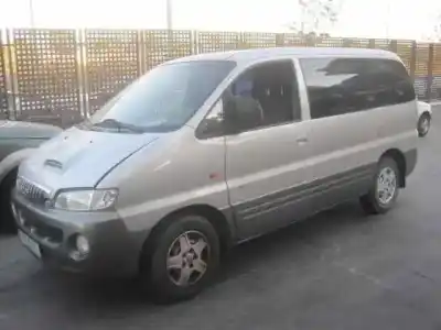 Здавання транспортного засобу HYUNDAI H 1 H 1 Furg.caja cerr.c. puerta року 2003 потужний 4CB