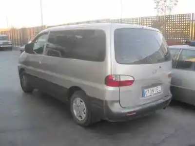 Здавання транспортного засобу hyundai h 1 h 1 furg.caja cerr.c. puerta року 2003 потужний 4cb