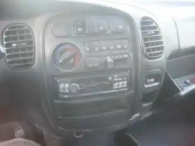 Здавання транспортного засобу hyundai h 1 h 1 furg.caja cerr.c. puerta року 2003 потужний 4cb