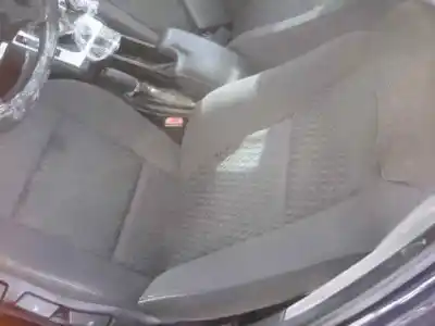 Здавання транспортного засобу bmw serie 3 berlina (e46) 330d року 2001 потужний d/306d1