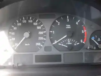 Здавання транспортного засобу bmw serie 3 berlina (e46) 330d року 2001 потужний d/306d1