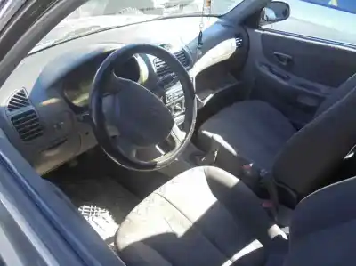 Scrapping Vehicle hyundai accent (lc) gl 4p of the year 2001 powered g4ea
