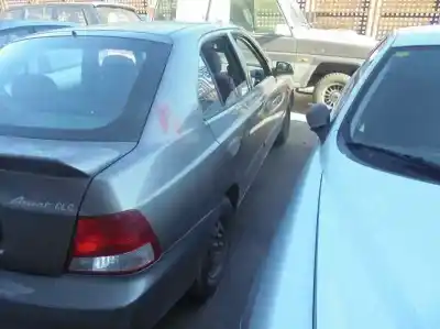 Scrapping Vehicle hyundai accent (lc) gl 4p of the year 2001 powered g4ea