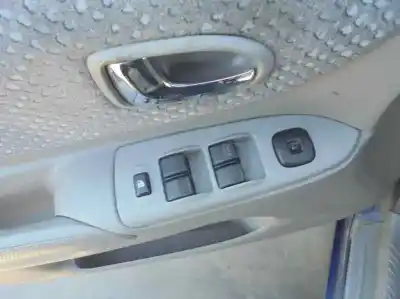 Здавання транспортного засобу mazda premacy (cp) exclusive (84kw) року 2001 потужний fp