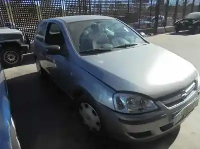 Veicolo di demolizione opel corsa c blue line dell'anno 2004 alimentato z12xe