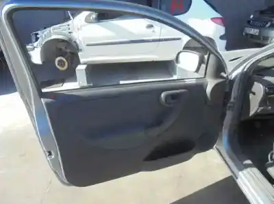 Veicolo di demolizione opel corsa c blue line dell'anno 2004 alimentato z12xe