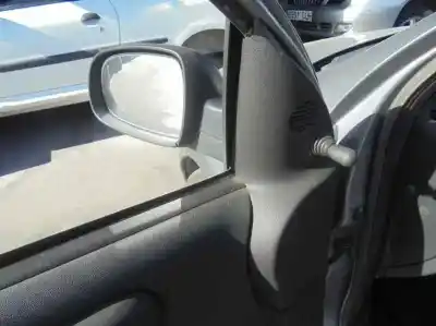 Veicolo di demolizione opel corsa c blue line dell'anno 2004 alimentato z12xe