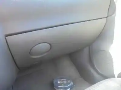 Veicolo di demolizione opel corsa c blue line dell'anno 2004 alimentato z12xe