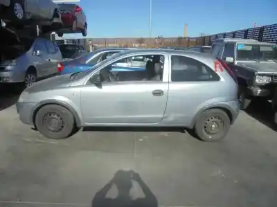 Veicolo di demolizione opel corsa c blue line dell'anno 2004 alimentato z12xe